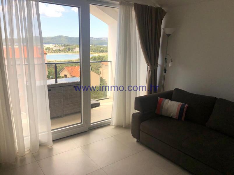 VILLA CON VISTA MARE VICINO A SIBENICO