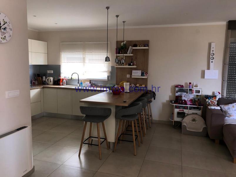 VILLA CON VISTA MARE VICINO A SIBENICO