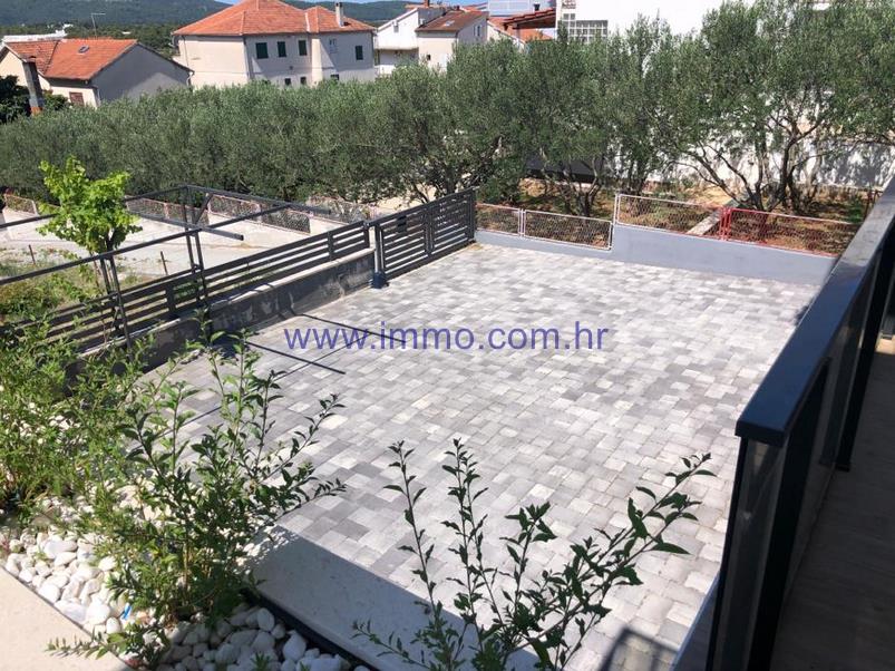 VILLA CON VISTA MARE VICINO A SIBENICO