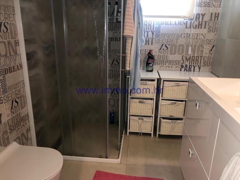 VILLA CON VISTA MARE VICINO A SIBENICO