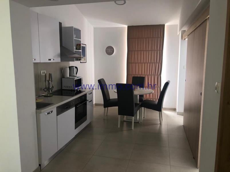 VILLA CON VISTA MARE VICINO A SIBENICO