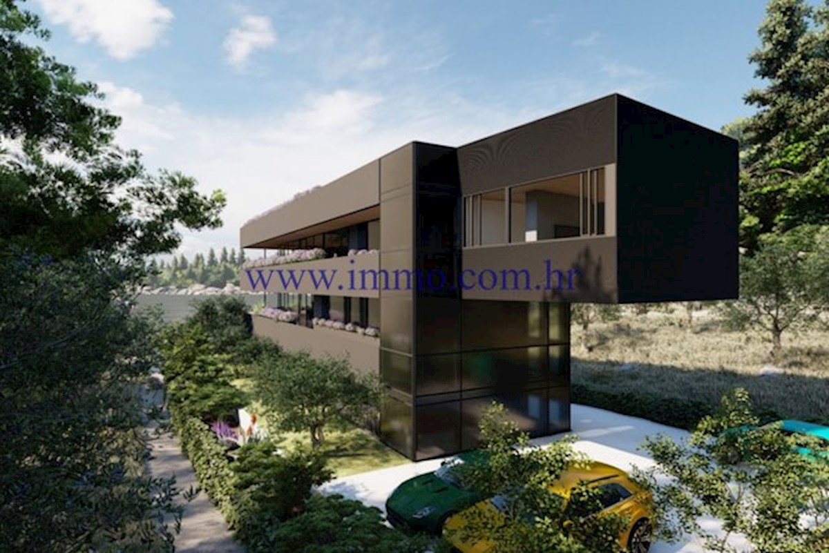 APPARTAMENTI ELITARI NEL PRIMO RANGO VERSO IL MARE