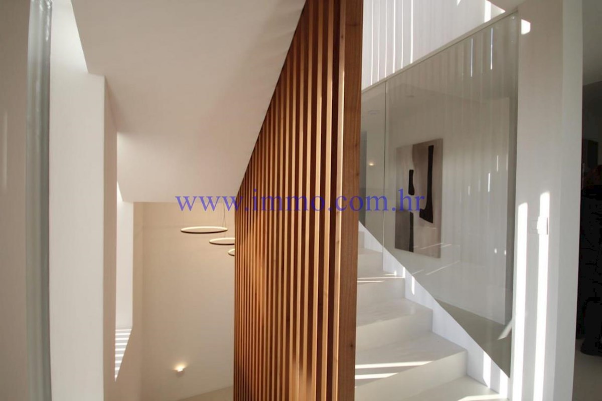 VILLA DI LUSSO CON VISTA MARE PANORAMICA