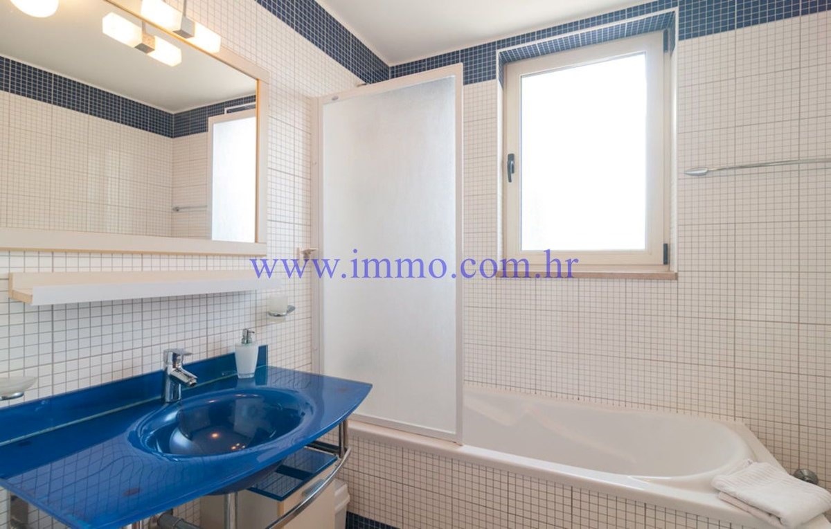 BELLA CASA AL MARE SULL'ISOLA DI BRAC