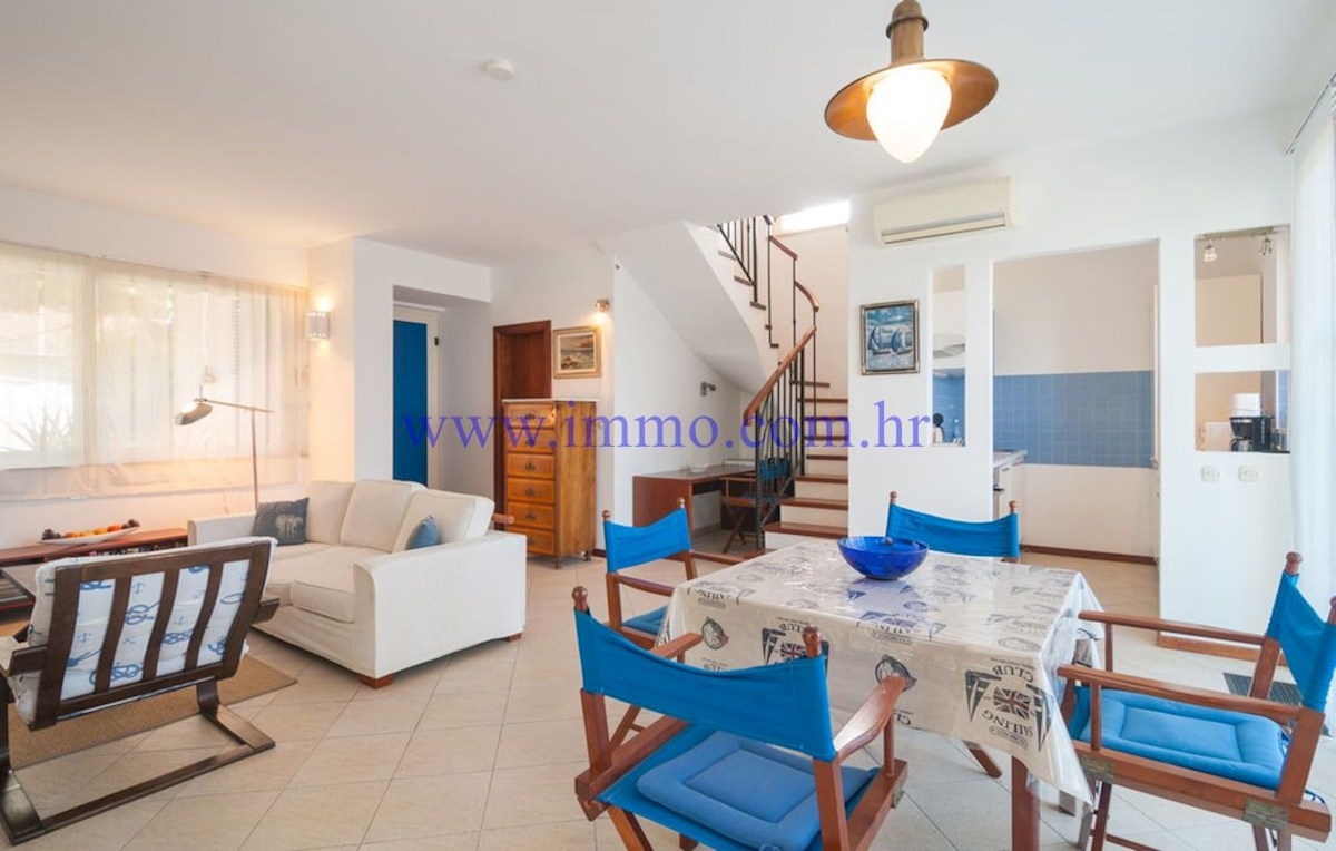 BELLA CASA AL MARE SULL'ISOLA DI BRAC