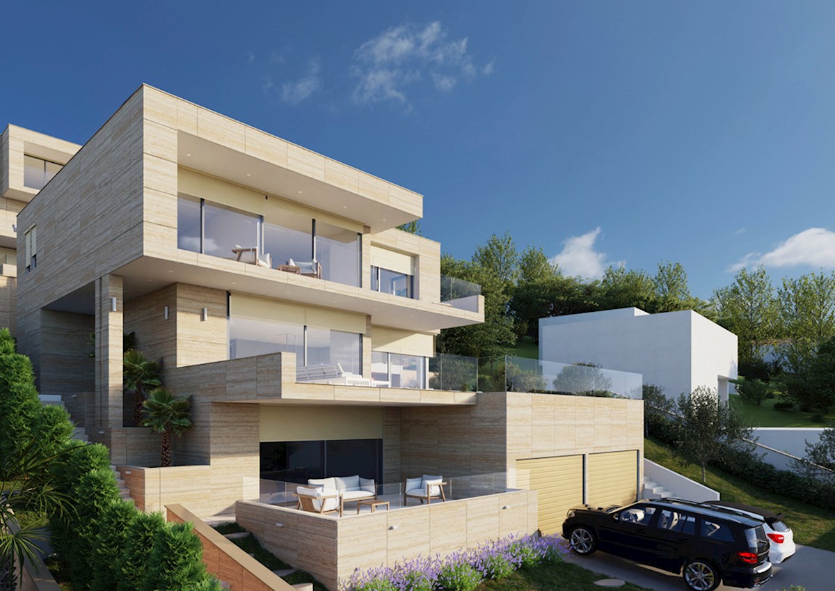 TERRENO CON PROGETTO DI VILLA DI LUSSO
