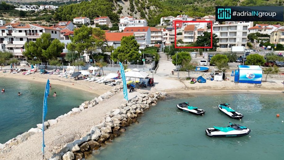 Piccolo edificio residenziale in una posizione attraente - Podstrana / leggi la descrizione