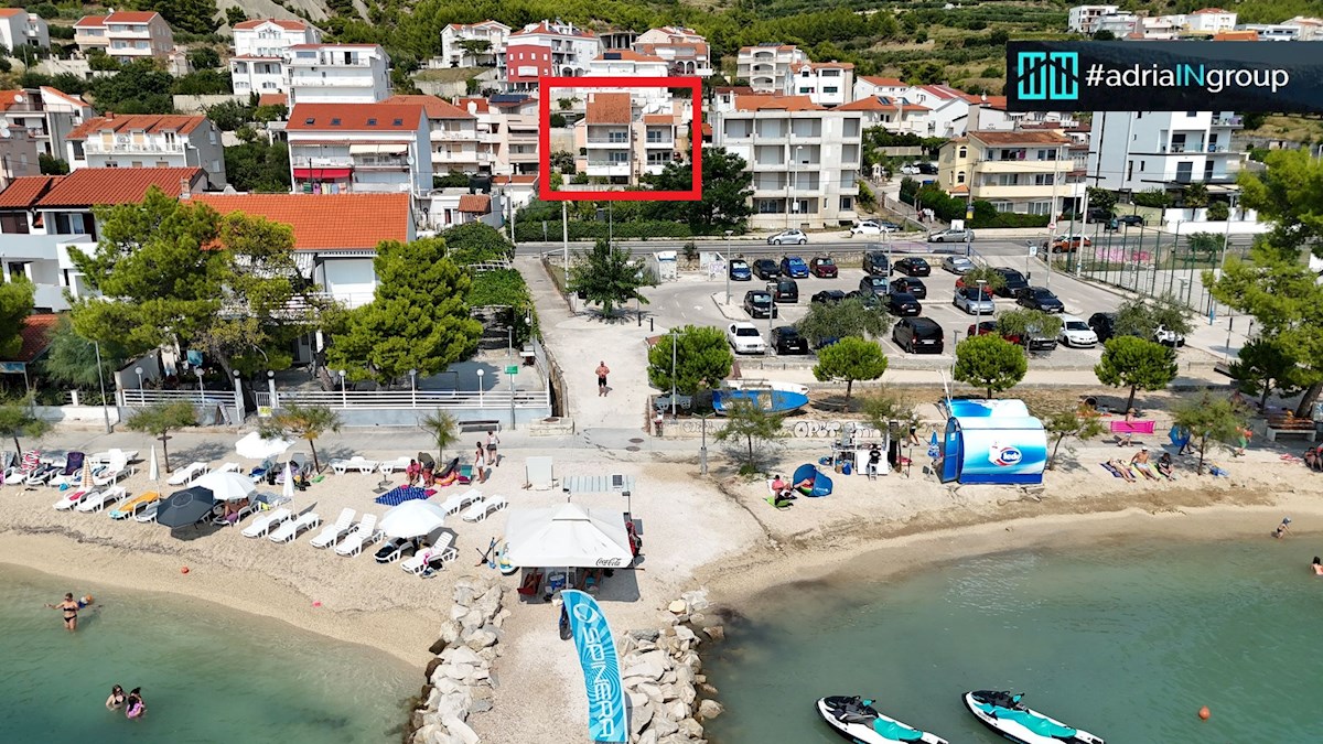 Piccolo edificio residenziale in una posizione attraente - Podstrana / leggi la descrizione