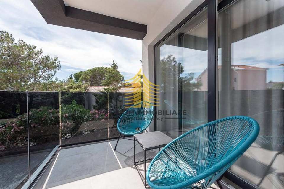 Immobili per vacanze, Vendita, Novalja, 44,29m2, Appartamento