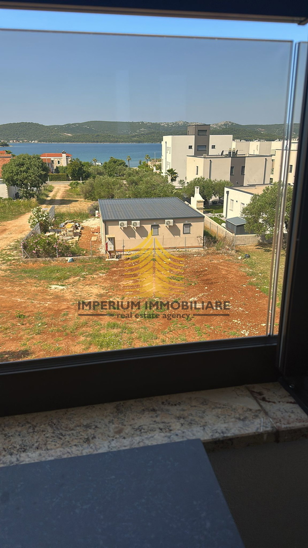 Appartamento, Vendita, Sveti Filip e Giacomo, Turanj, 100m2, 2,5 locali (2 camere + soggiorno)