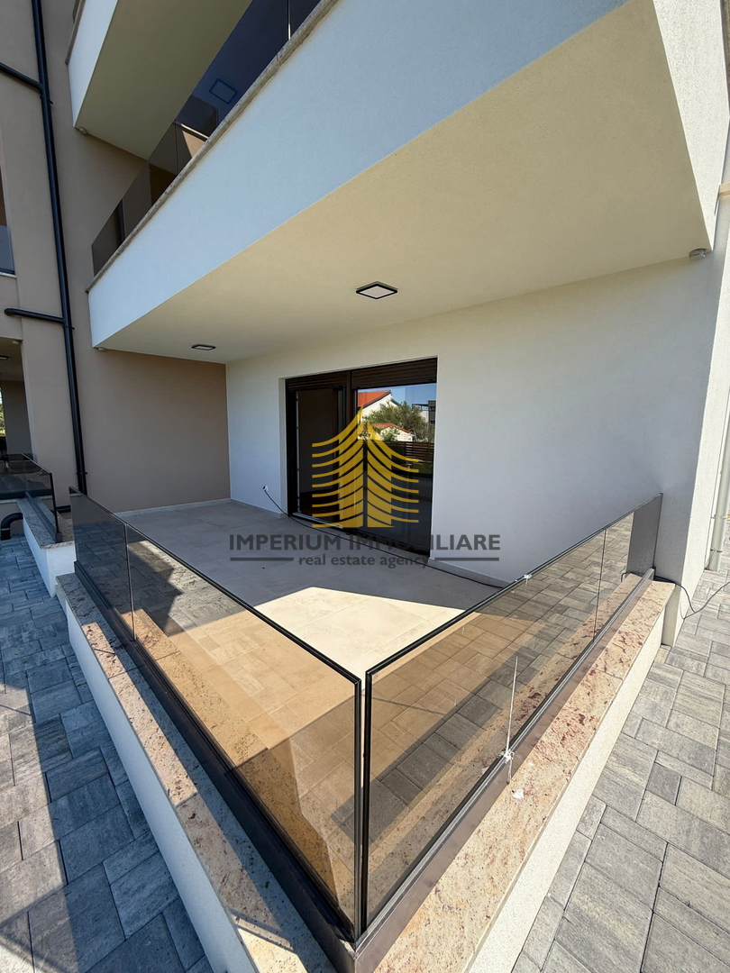 Appartamento, Vendita, Sveti Filip e Giacomo, Turanj, 100m2, 2,5 locali (2 camere + soggiorno)