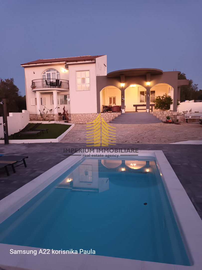 Appartamento, Vendita, Primošten, 63m2, 2,5 vani (2 camere + soggiorno doppio)