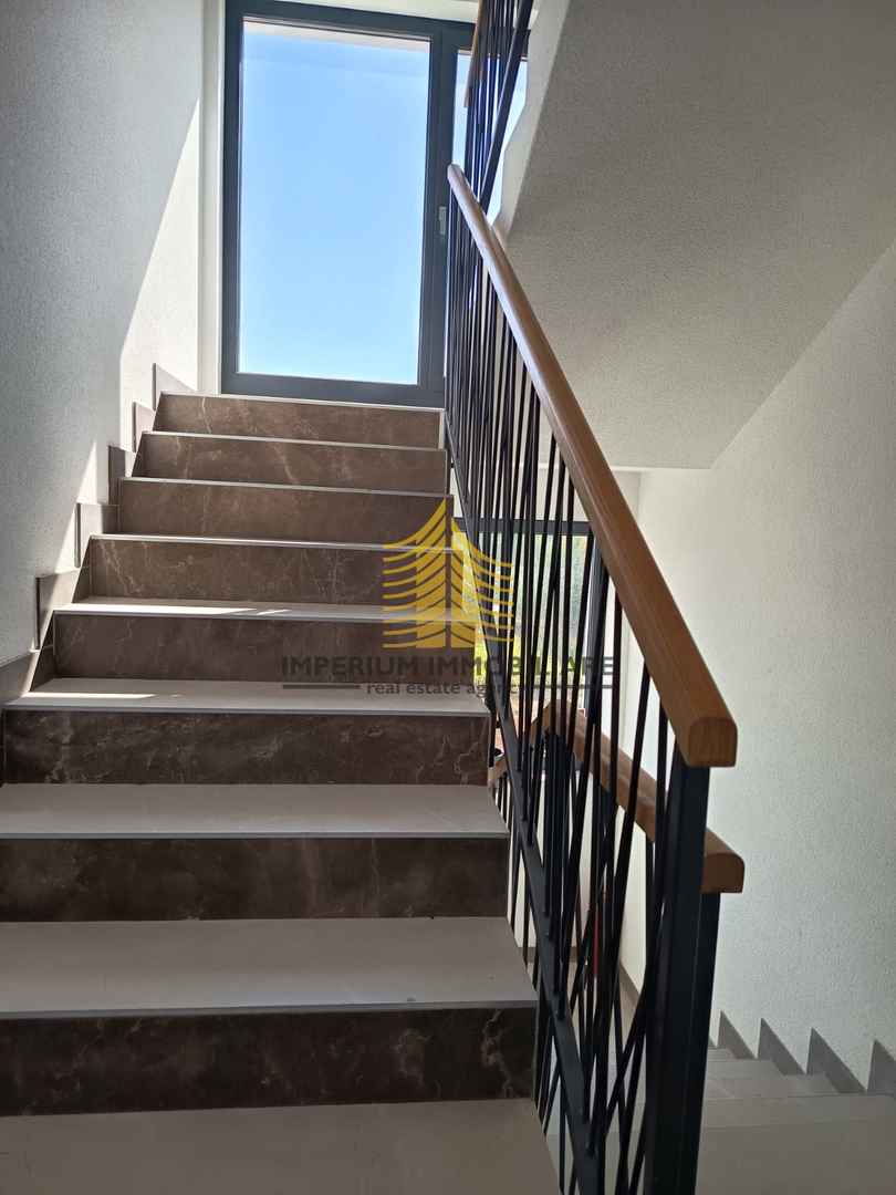 Appartamento, Vendita, Privlaka, 86,89 m2, 2,5 locali (2 camere + soggiorno doppio)