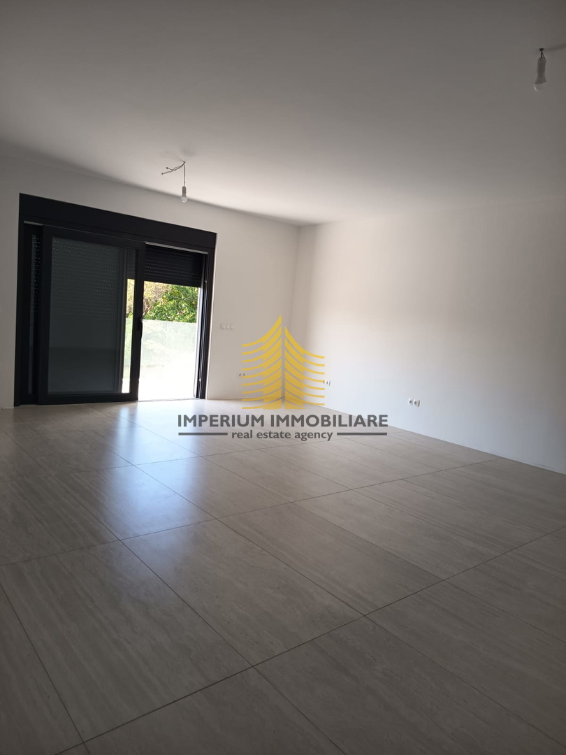 Appartamento, Vendita, Privlaka, 86,89 m2, 2,5 locali (2 camere + soggiorno doppio)