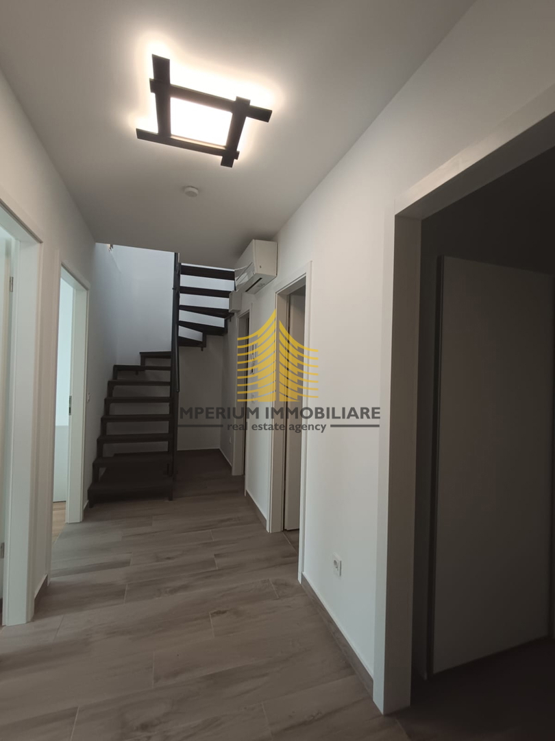 Appartamento, Vendita, Zara, Plovanija, 193m2, 2,5 locali (2 camere + soggiorno doppio)