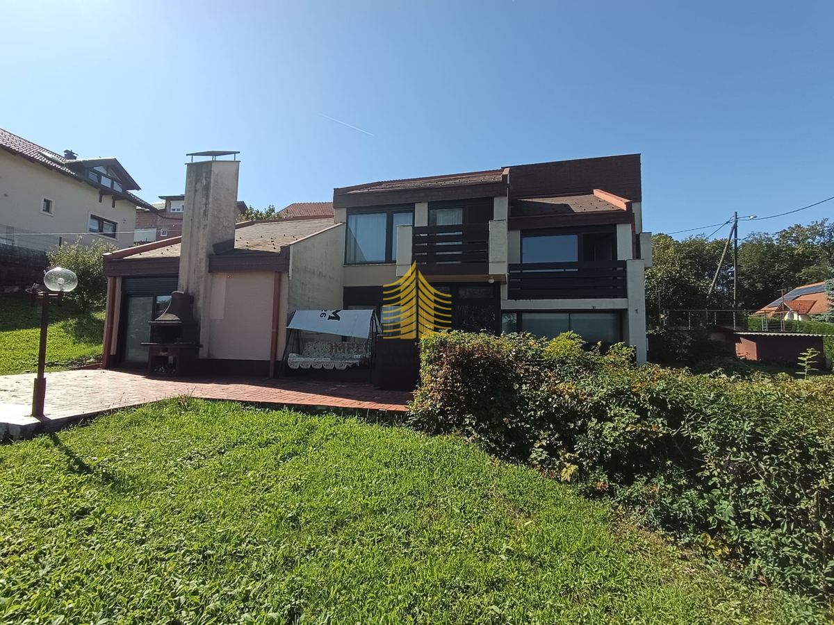 Casa, Vendita, Samobor, Bistrac, 340m2, Indipendente