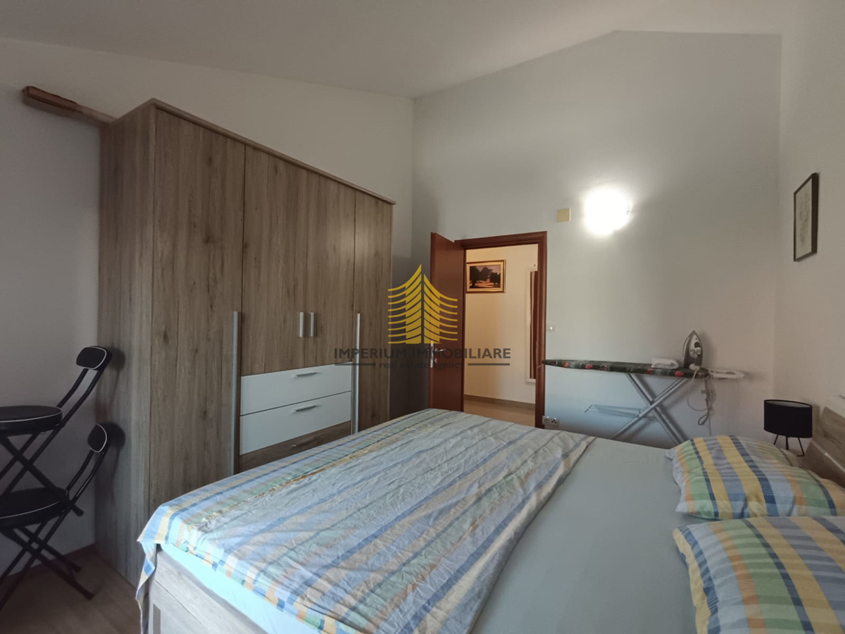 Appartamento, Vendita, Okrug, Okrug Donji, 110m2, 3,5 locali (3 camere + soggiorno doppio)