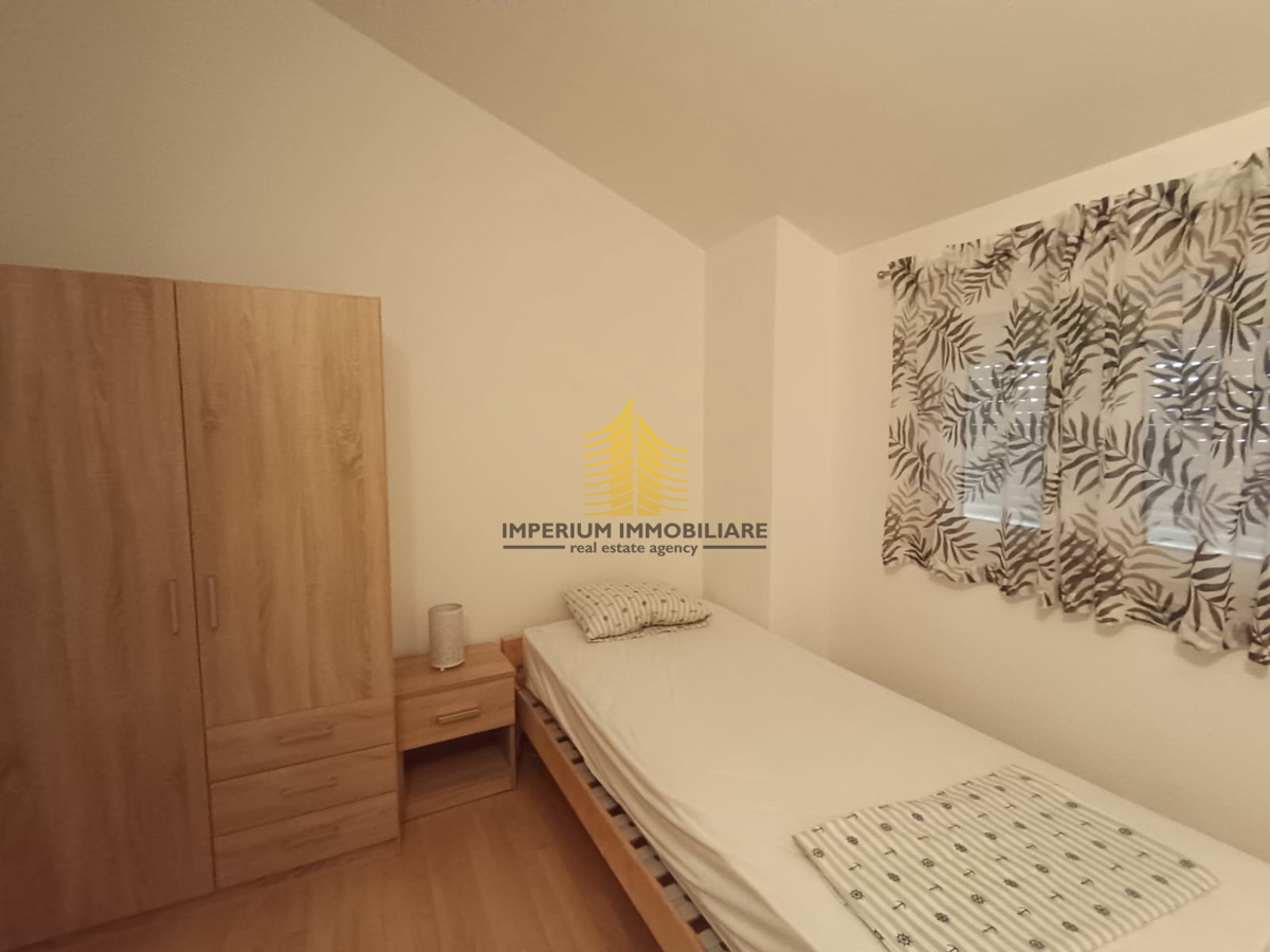 Appartamento, Vendita, Okrug, Okrug Donji, 110m2, 3,5 locali (3 camere + soggiorno doppio)