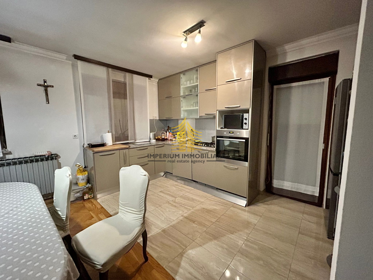 Casa, Vendita, Donja Dubrava, Trnava, 420m2, Indipendente