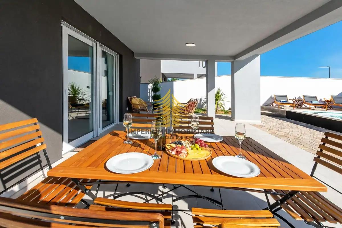 Casa, Vendita, Zona di Zara, Murvica, 100m2, A schiera