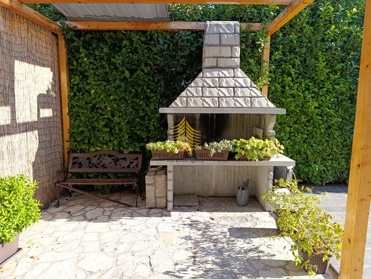 Casa, Vendita, Trogir, 122m2, Indipendente