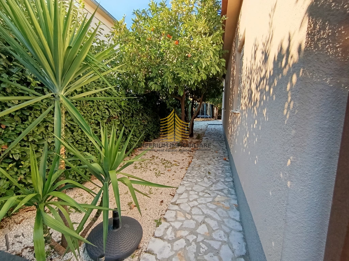 Casa, Vendita, Trogir, 122m2, Indipendente