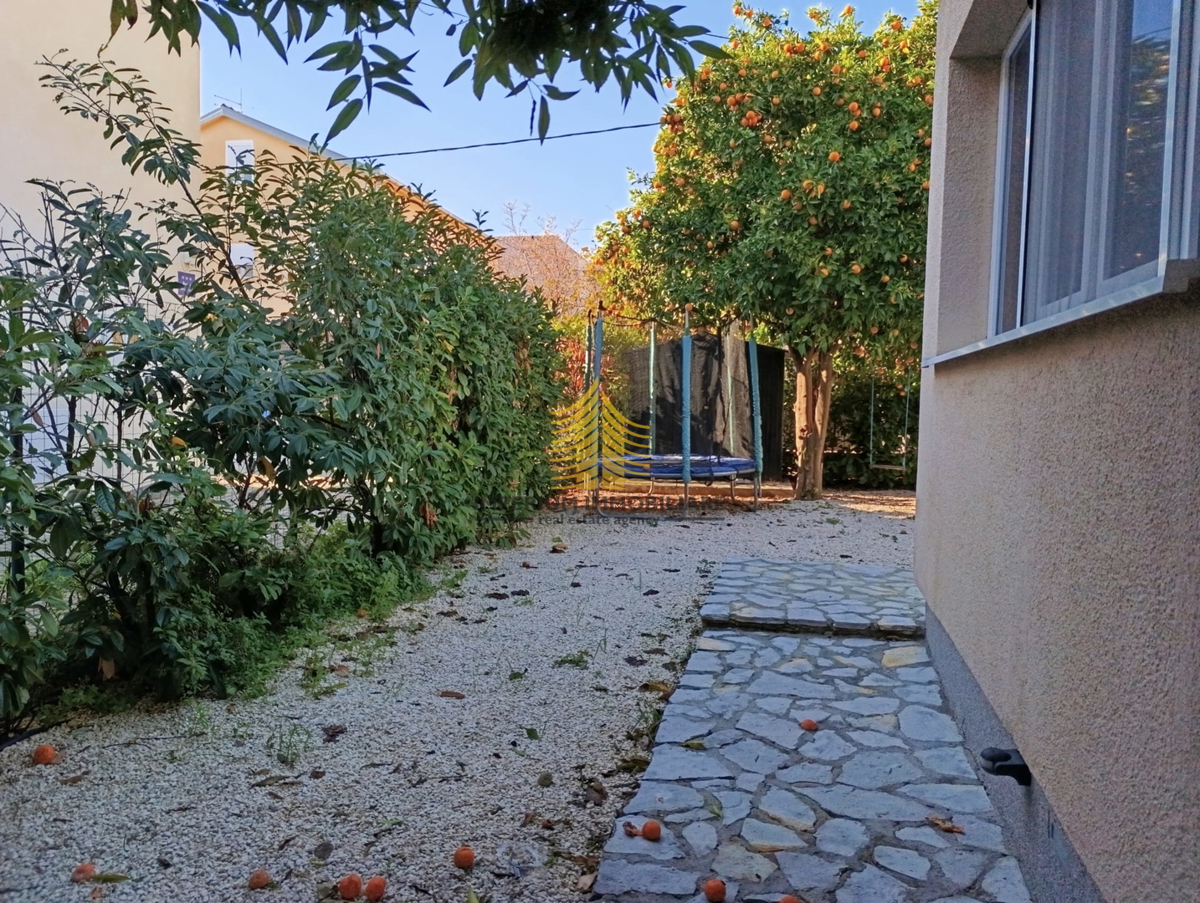 Casa, Vendita, Trogir, 122m2, Indipendente