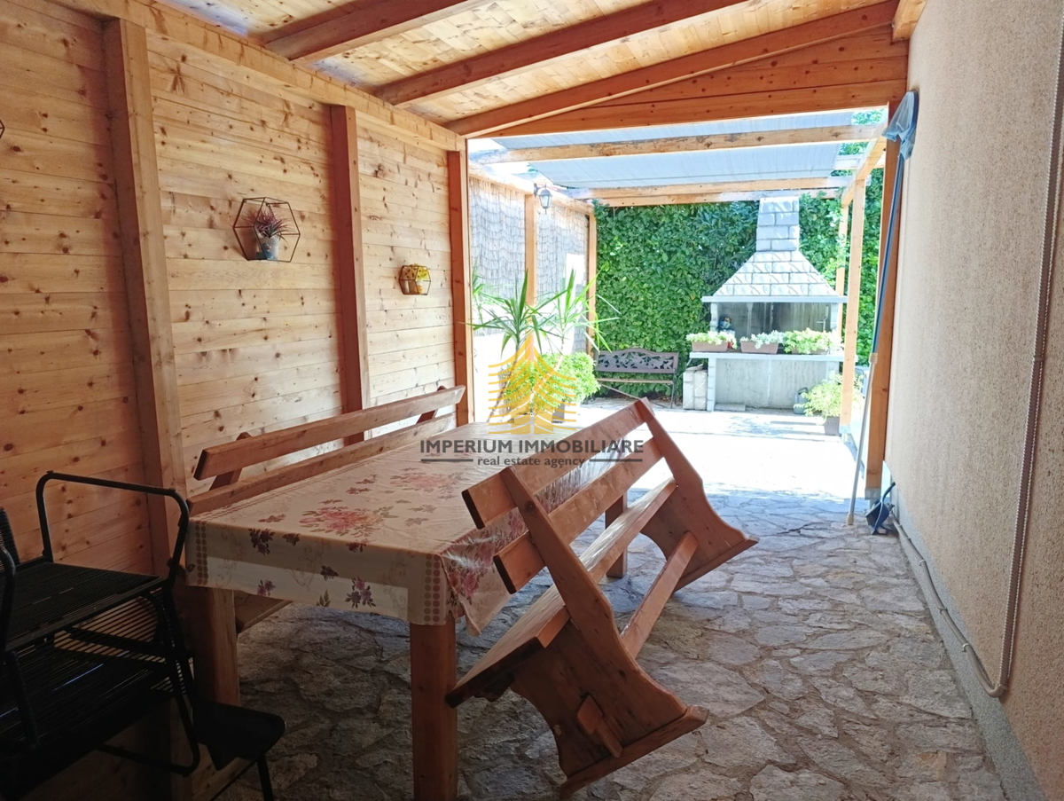 Casa, Vendita, Trogir, 122m2, Indipendente