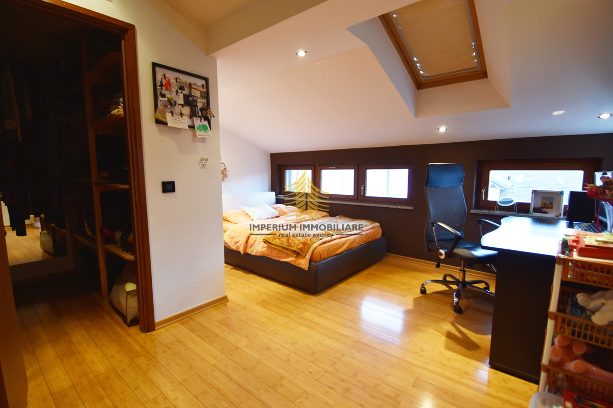 Casa, Vendita, Sveta Nedelja, Strmec, 200m2, Bifamiliare