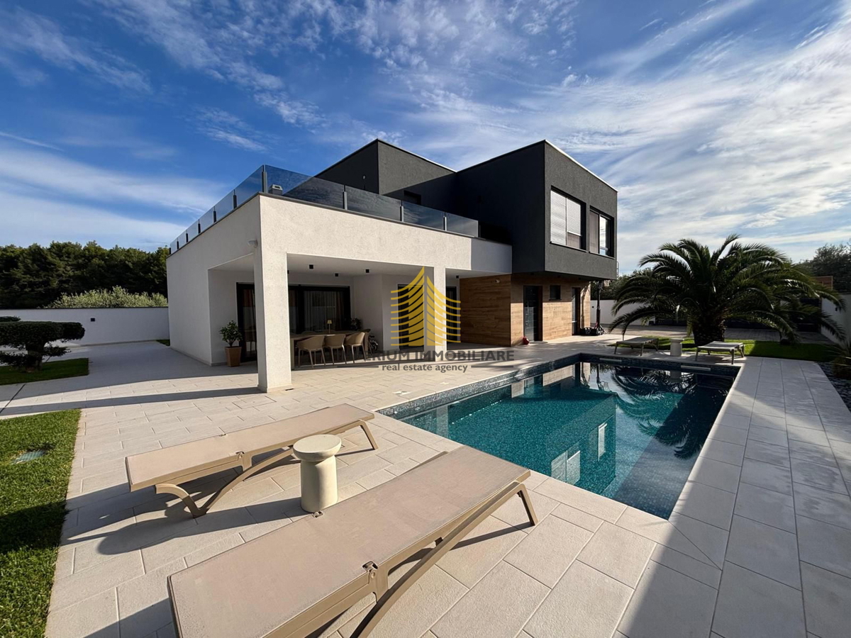 Casa, Vendita, Pula, Valmade, 733m2, Indipendente