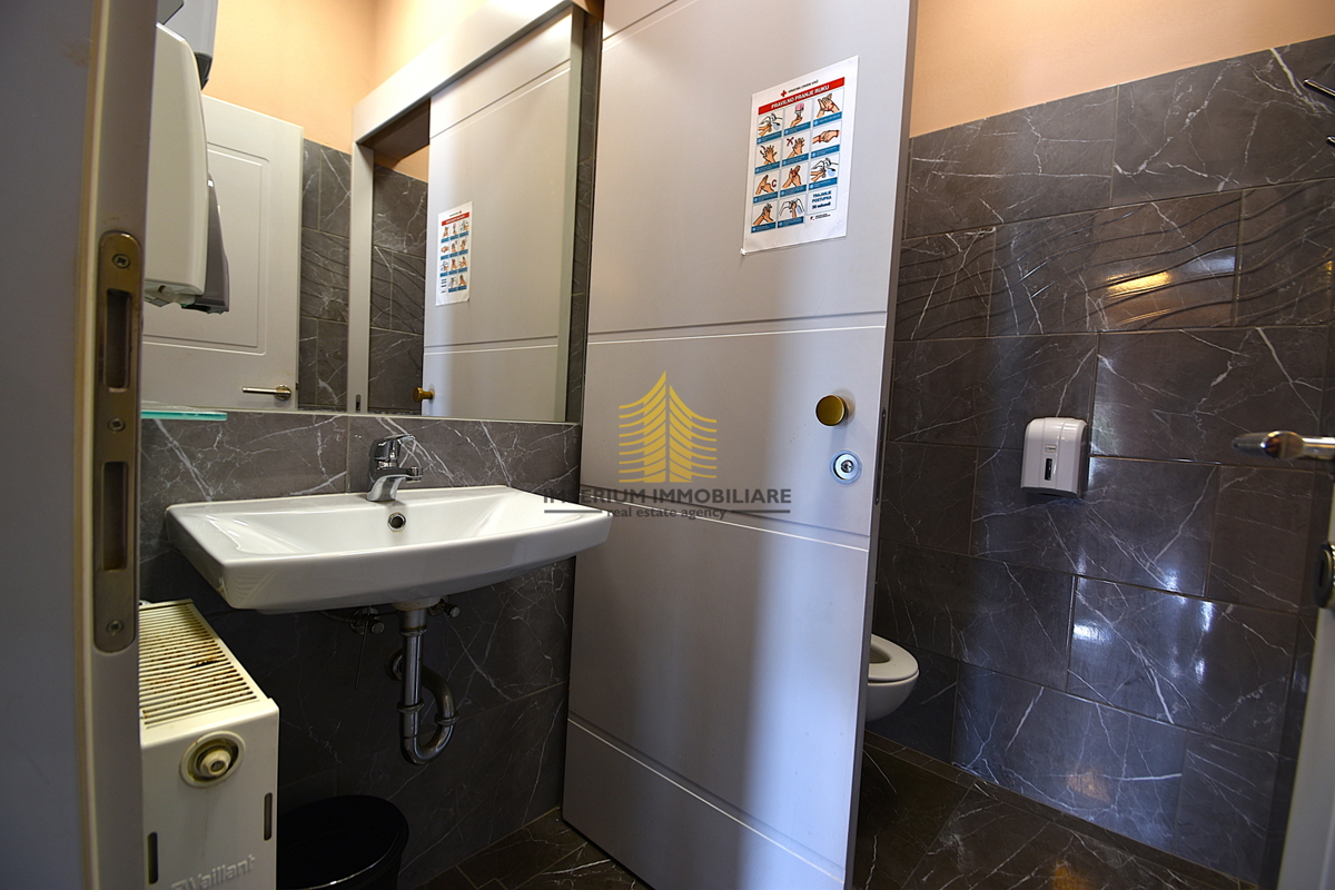 Locale commerciale, Vendita, Sesvete, Soblinec, 64m2, Locale per attività di ristorazione