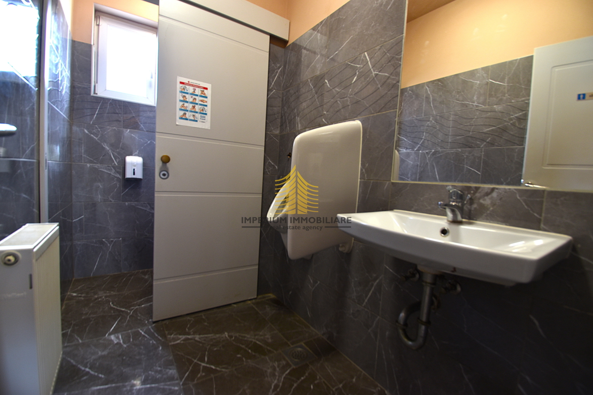 Locale commerciale, Vendita, Sesvete, Soblinec, 64m2, Locale per attività di ristorazione