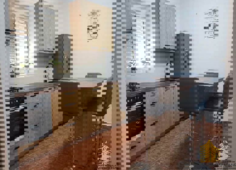 Immobili per vacanze, Vendita, Preko, 300m2, Appartamento