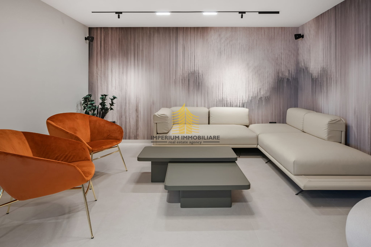 Casa, Vendita, Podstrana, 300m2, Villa