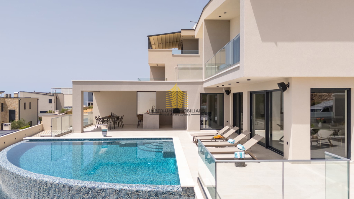 Casa, Vendita, Podstrana, 300m2, Villa