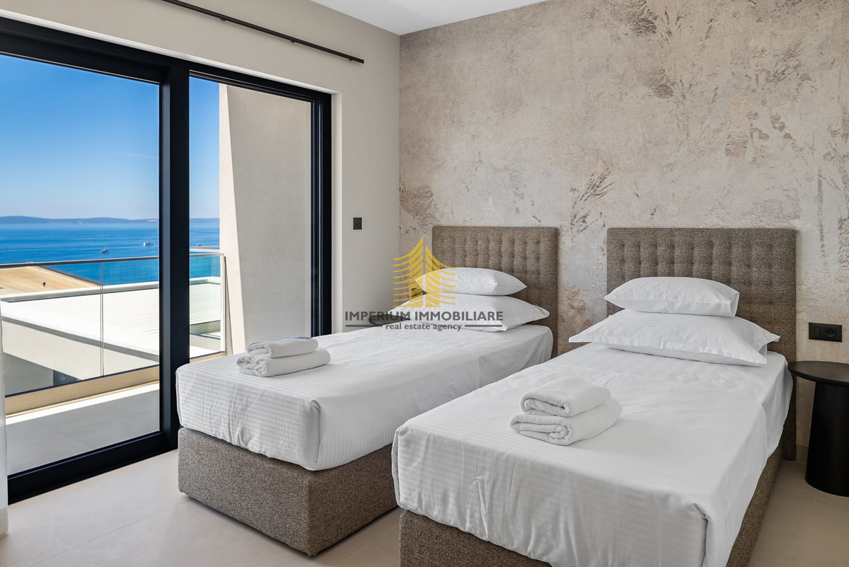 Casa, Vendita, Podstrana, 300m2, Villa