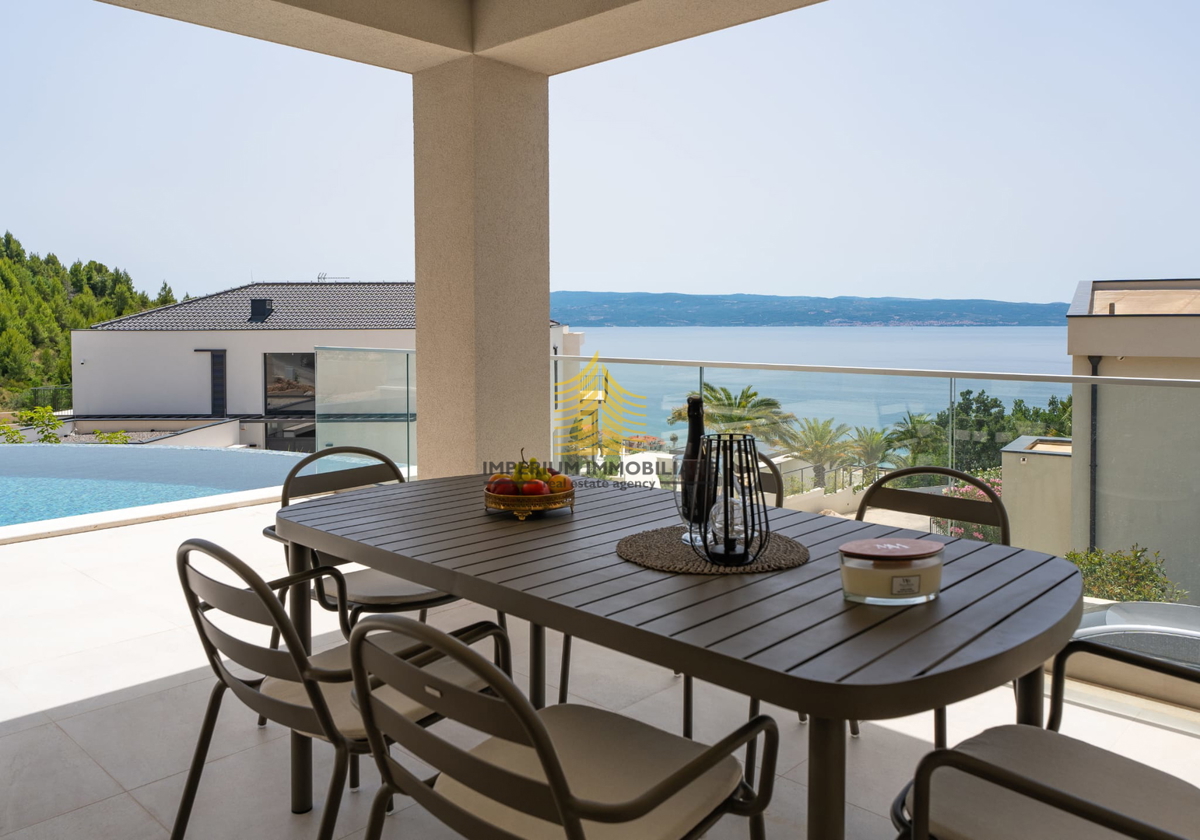 Casa, Vendita, Podstrana, 300m2, Villa