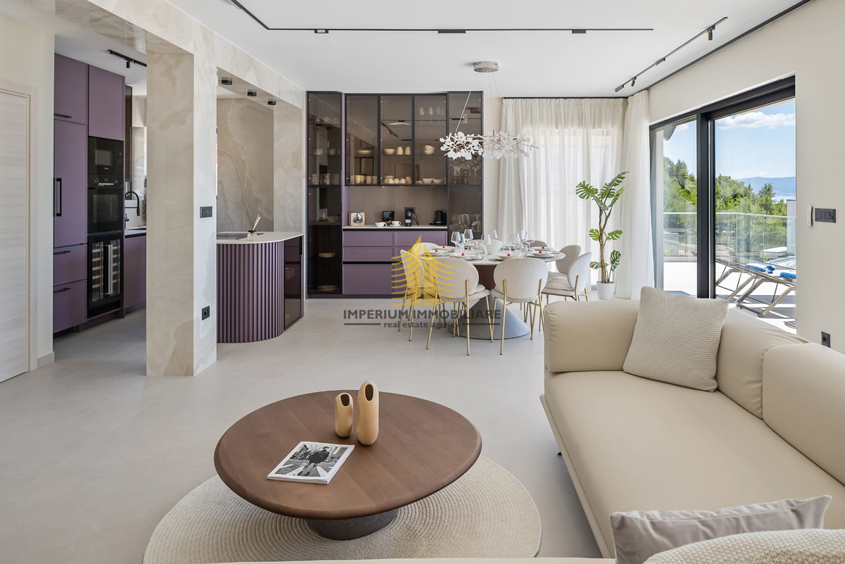 Casa, Vendita, Podstrana, 300m2, Villa