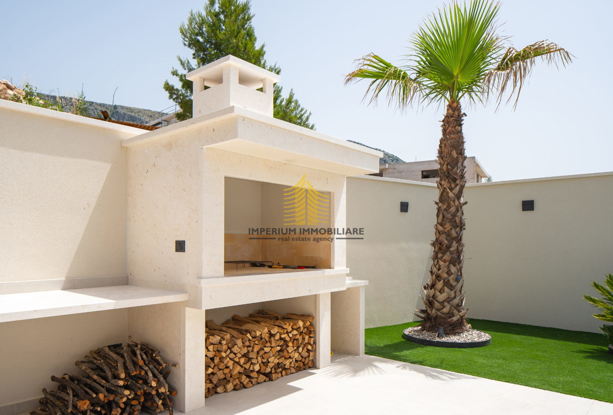 Casa, Vendita, Podstrana, 300m2, Villa
