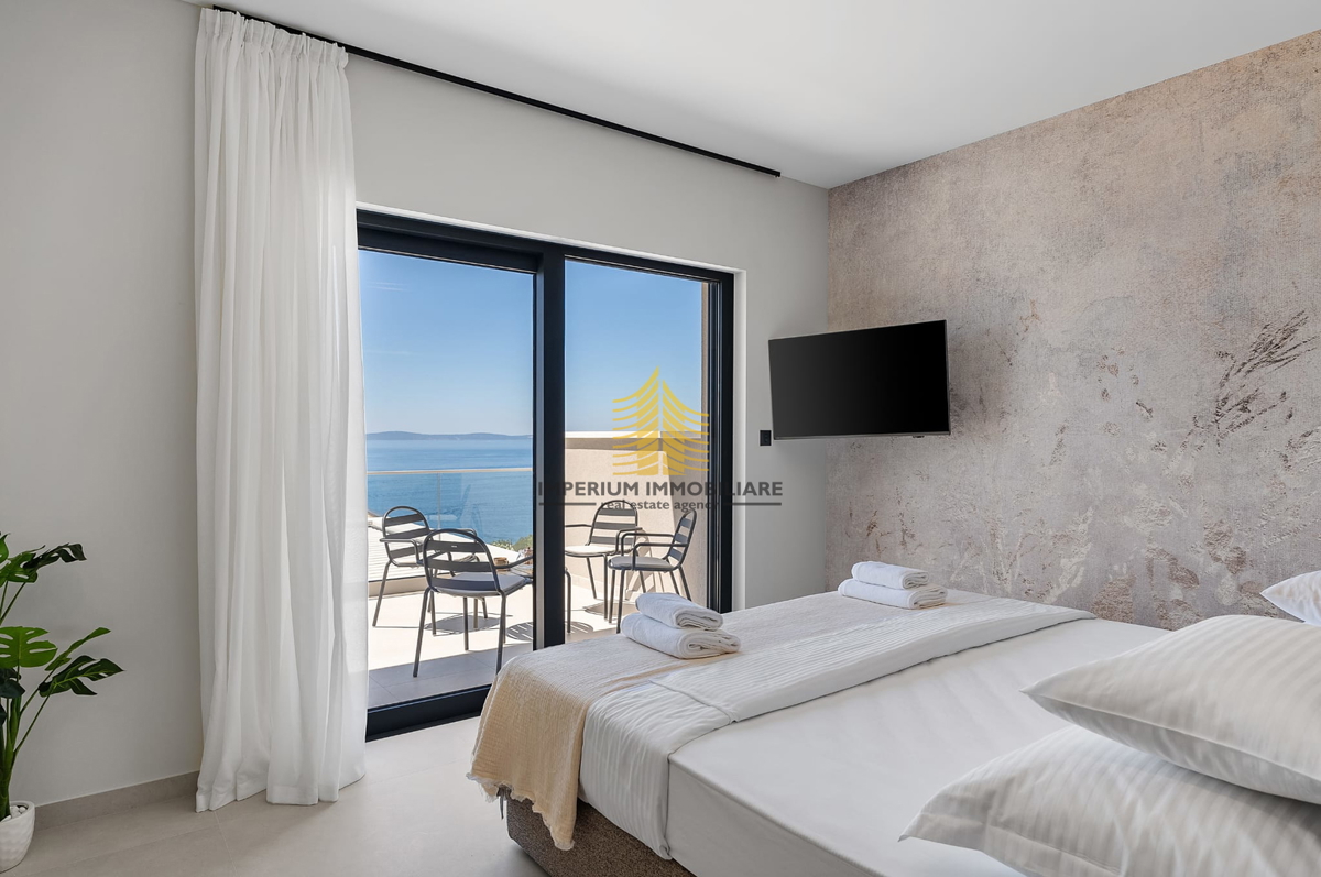 Casa, Vendita, Podstrana, 300m2, Villa