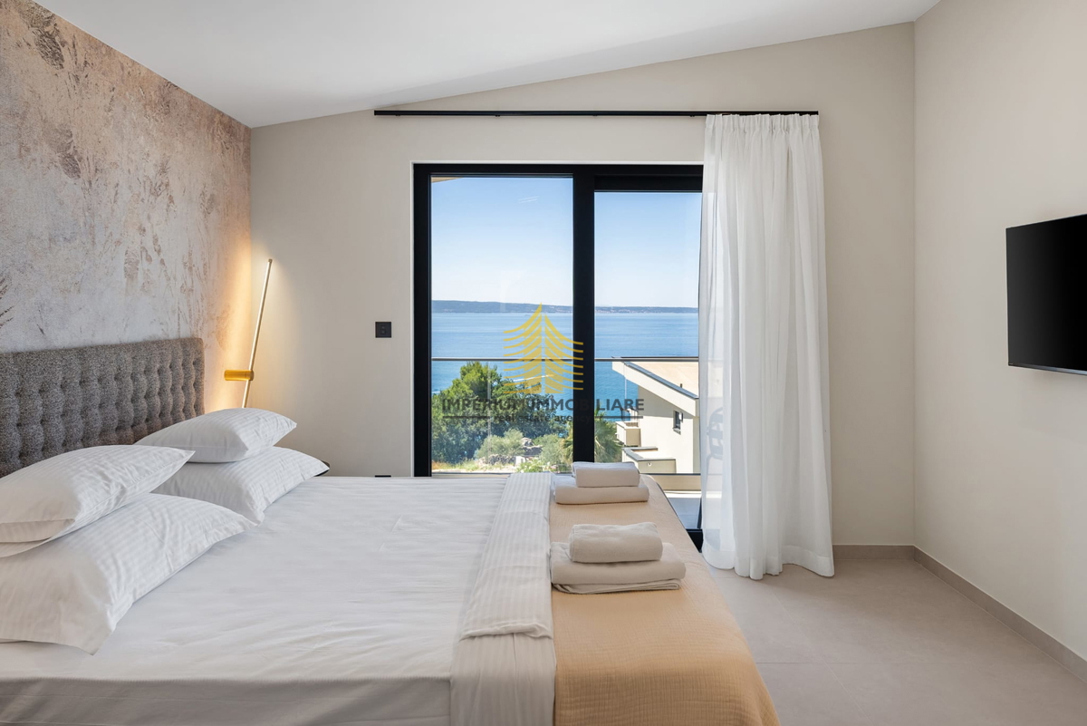 Casa, Vendita, Podstrana, 300m2, Villa