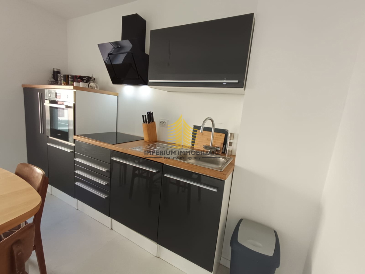 Appartamento, Vendita, Privlaka, 2,5 locali (2S+DB)