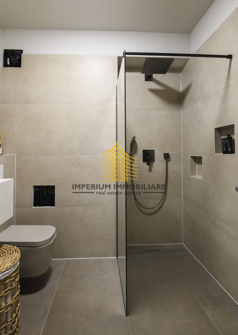 Appartamento, Vendita, Split, Žnjan, 100m2, 3 locali