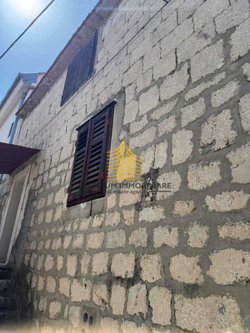 Casa, Vendita, Circondario, Okrug Gornji, 110m2, A schiera