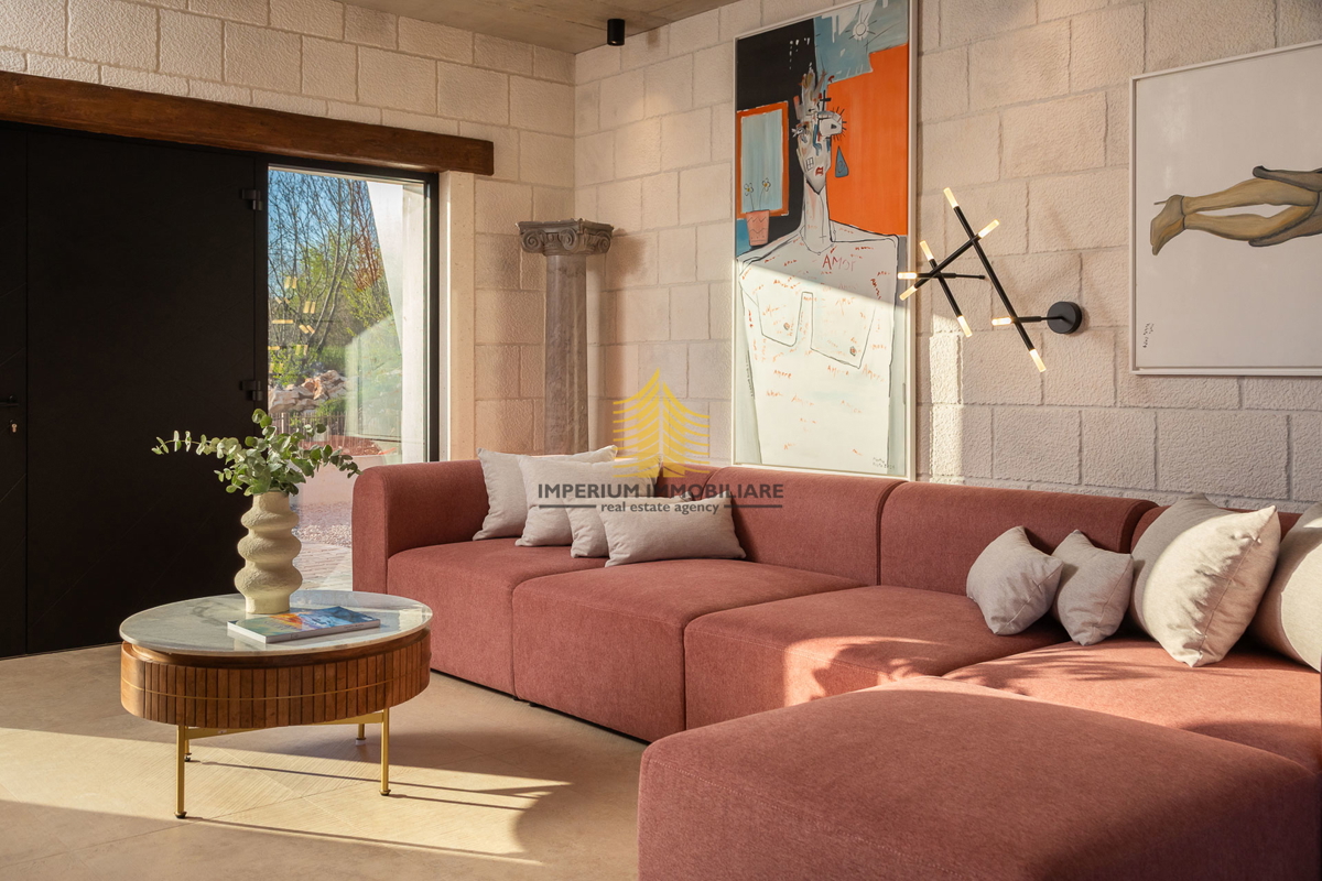 Casa, Vendita, Prisoje, 240m2, Indipendente