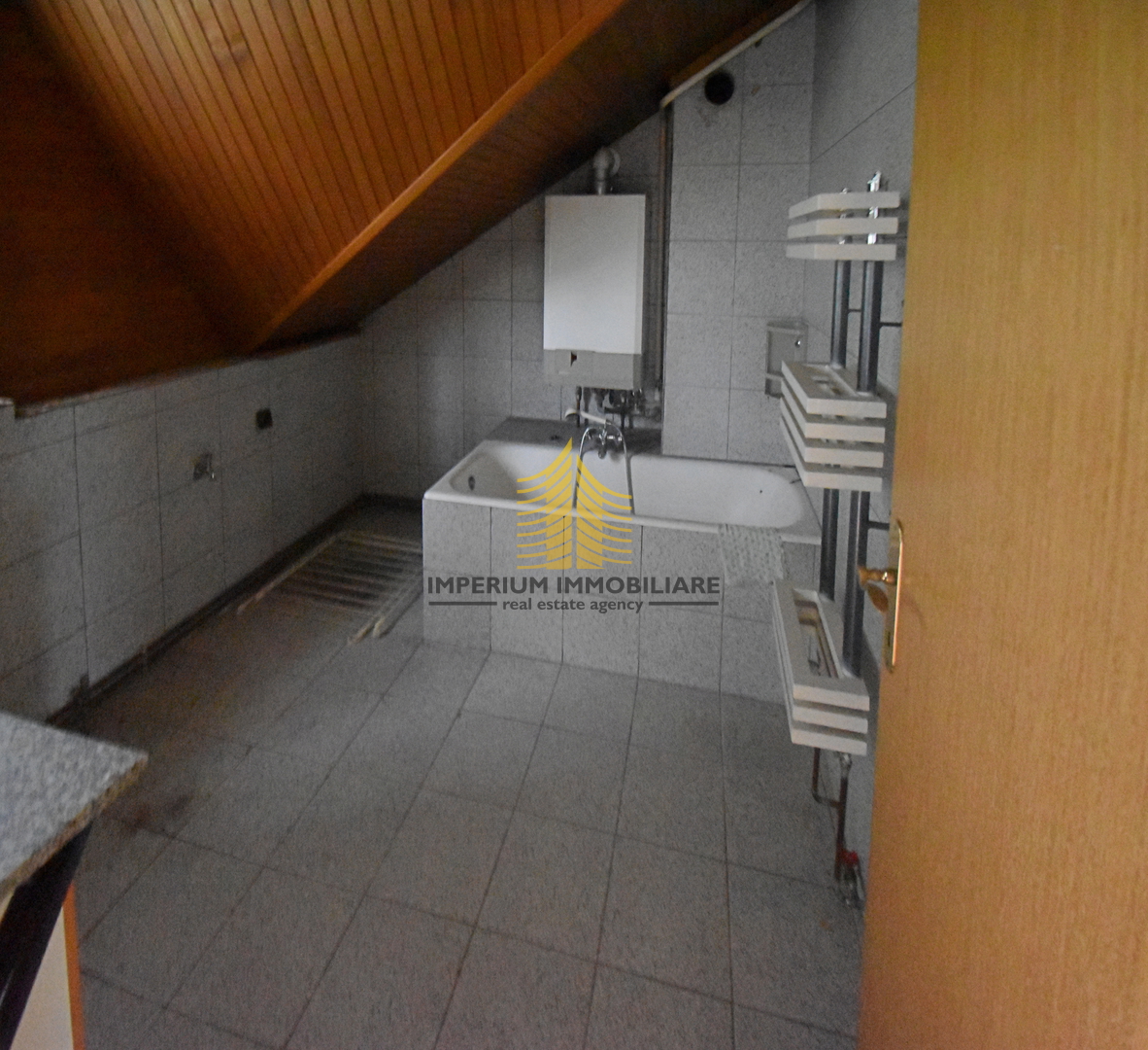 Casa, Vendita, Gornji Grad - Medveščak, Gornji grad, 300m2, Indipendente