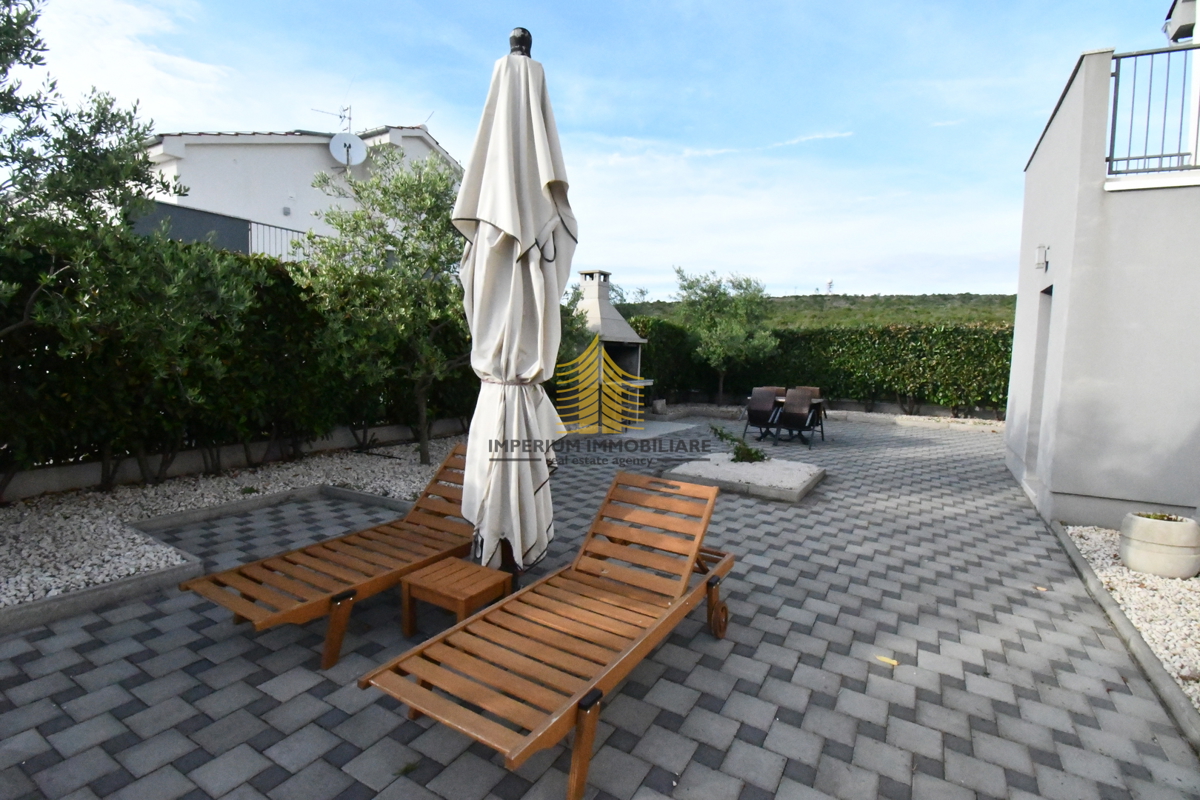 Casa, Vendita, Sukošan, Debeljak, 251m2, Villa