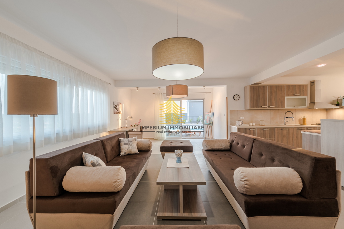 Casa, Vendita, Sukošan, Debeljak, 251m2, Villa