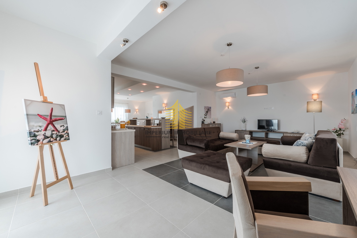 Casa, Vendita, Sukošan, Debeljak, 188m2, Villa