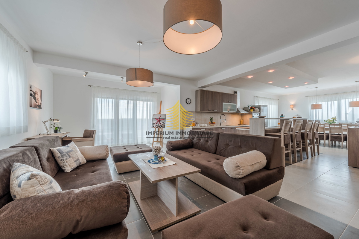 Casa, Vendita, Sukošan, Debeljak, 188m2, Villa